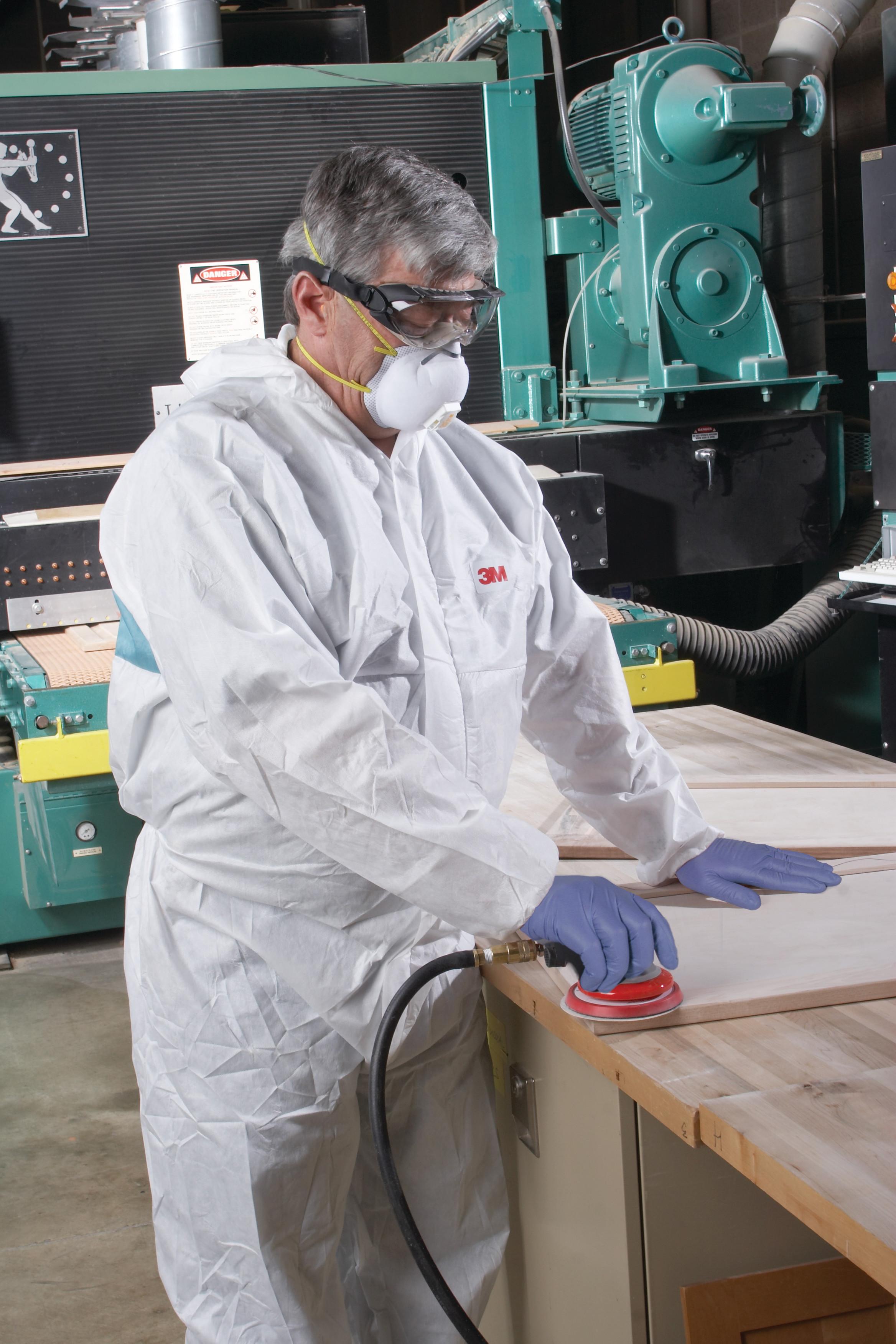 4520-XL PROTECTIVE COVERALL