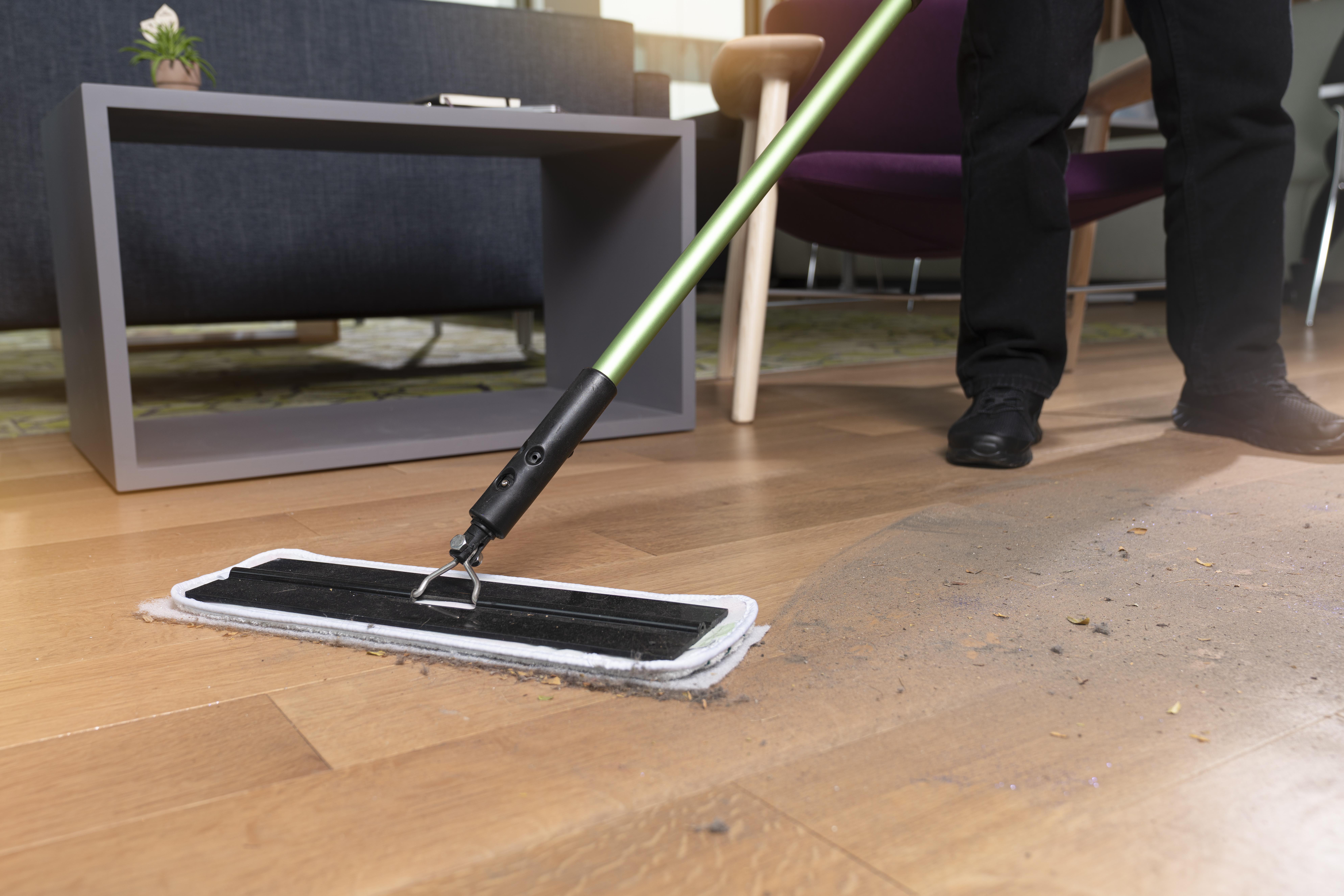 3M EASY SCRUB PAD HOLDER AND ATTACHMENT