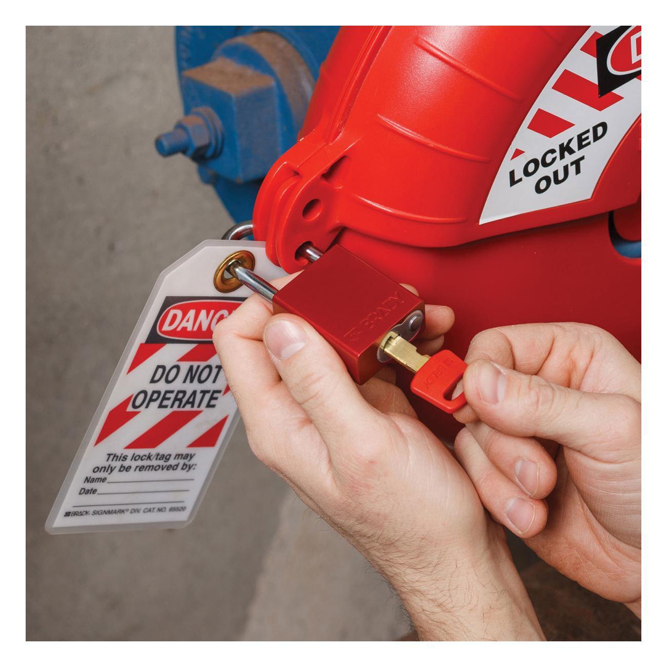 PADLOCK LOCKOUT DIFFERENT YEL 1/4IN STL