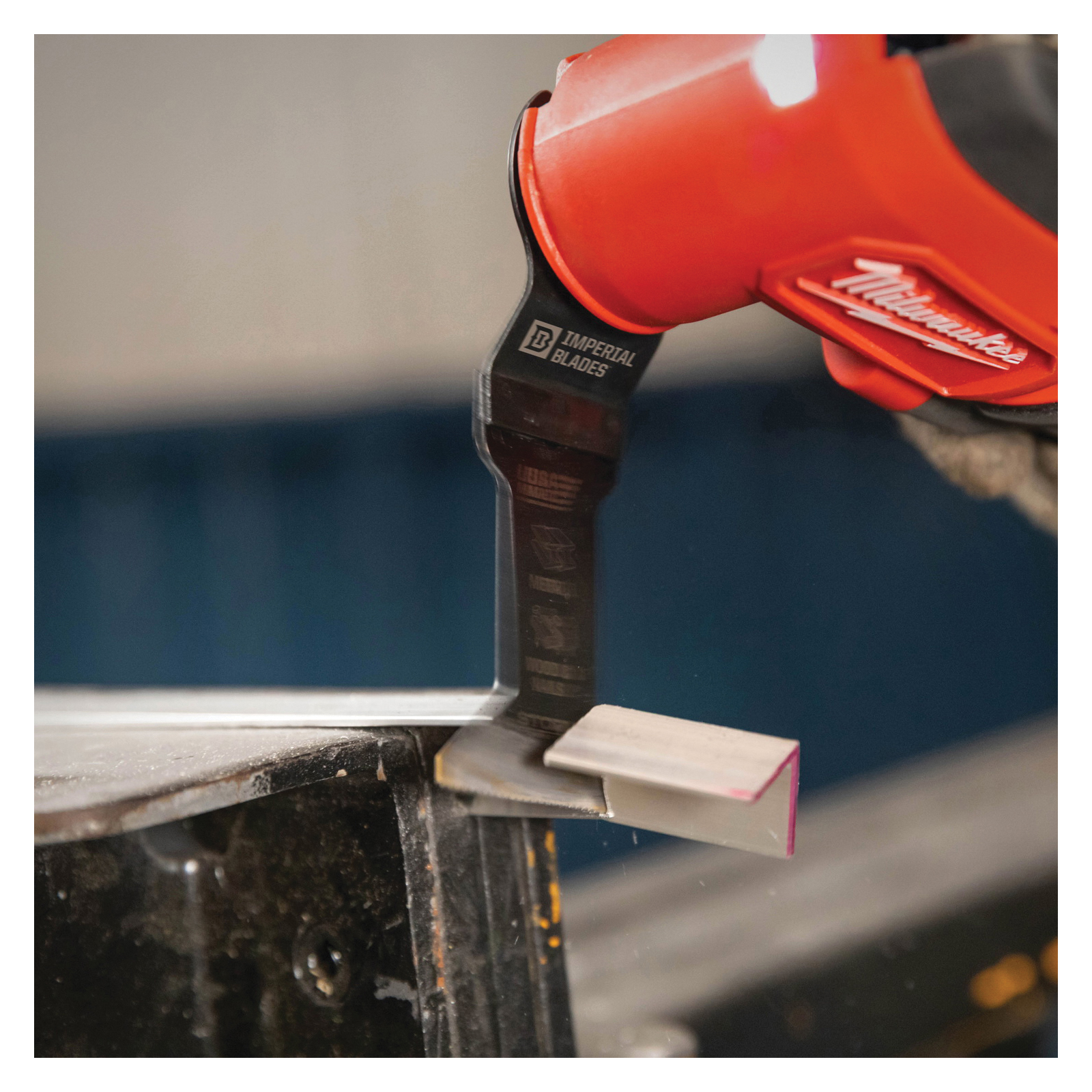 Imperial ONE FIT™ IBOAT340-1 Multi-Material Metal/Wood Blade, For Use With Milwaukee, Ridgid, Ryobi, Bosch, DeWalt, Dremel, Fein, Makita, Rockwell Imperial ONE FIT™ Anchor Fits Majority of Non-Imperial STARLOCK™ Multi-Tool, 1 in Arbor, 1-3/4 in, Bi-Metal