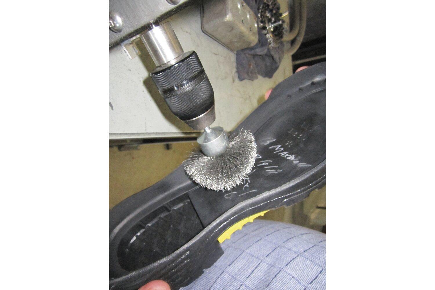 1-1/2IN CIRCULAR MOUNTED END BRUSH .020