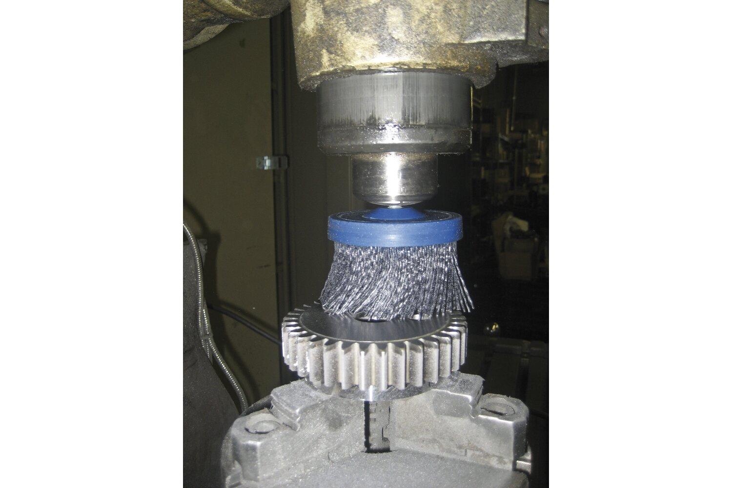 2 X 1/4SH 80 X CERAMIC CUP BRUSH