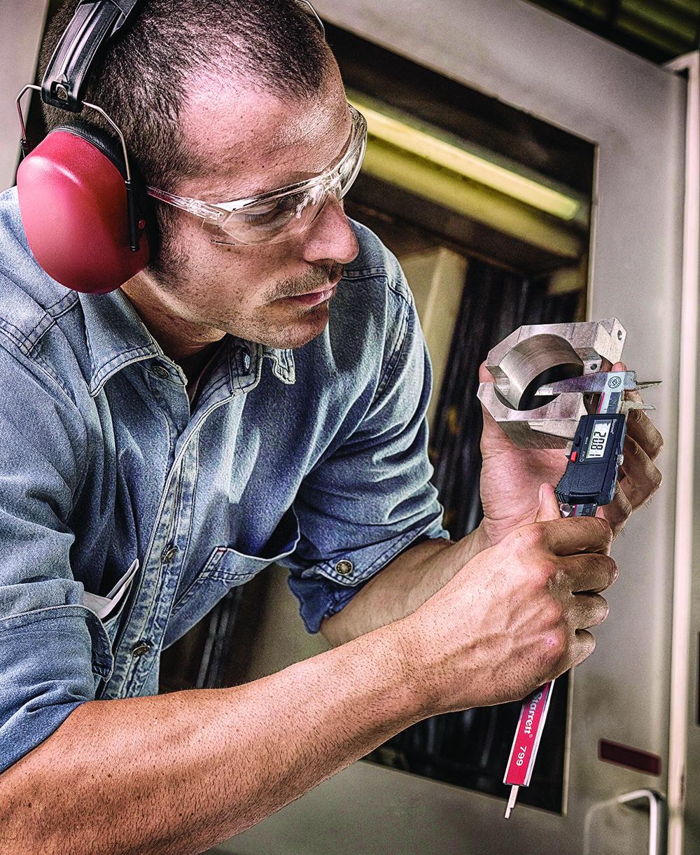 CALIPER DGTL 0-6IN/0-150MM SST BK