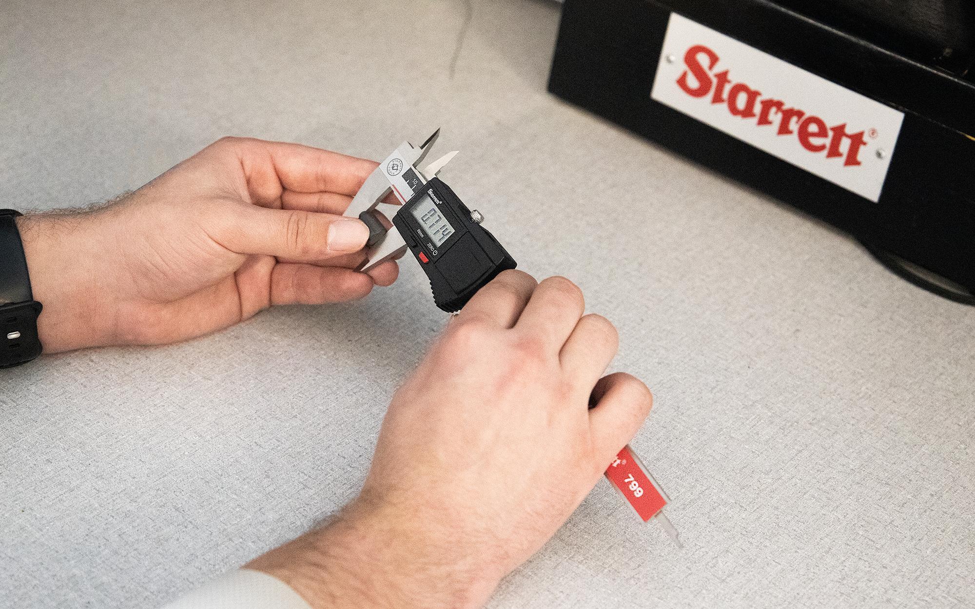 CALIPER DGTL 0-6IN/0-150MM SST BK